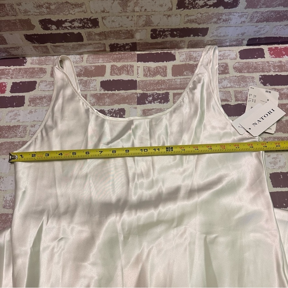 Natori White Chemise with Delicate Details M - Picture 9 of 12